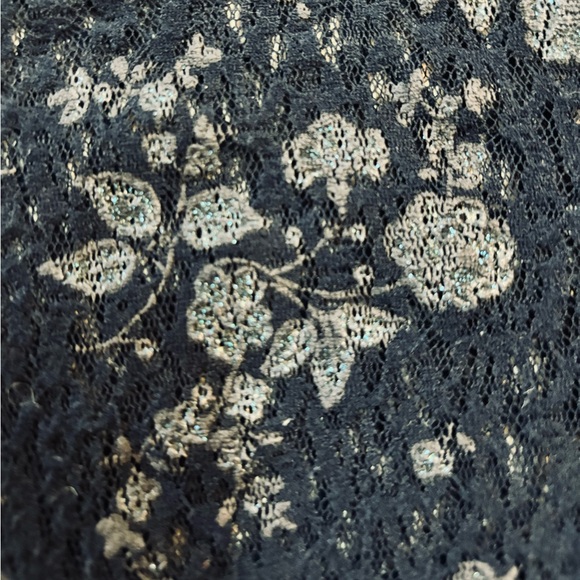 EyeShadow Lace Cardigan - Picture 5 of 12